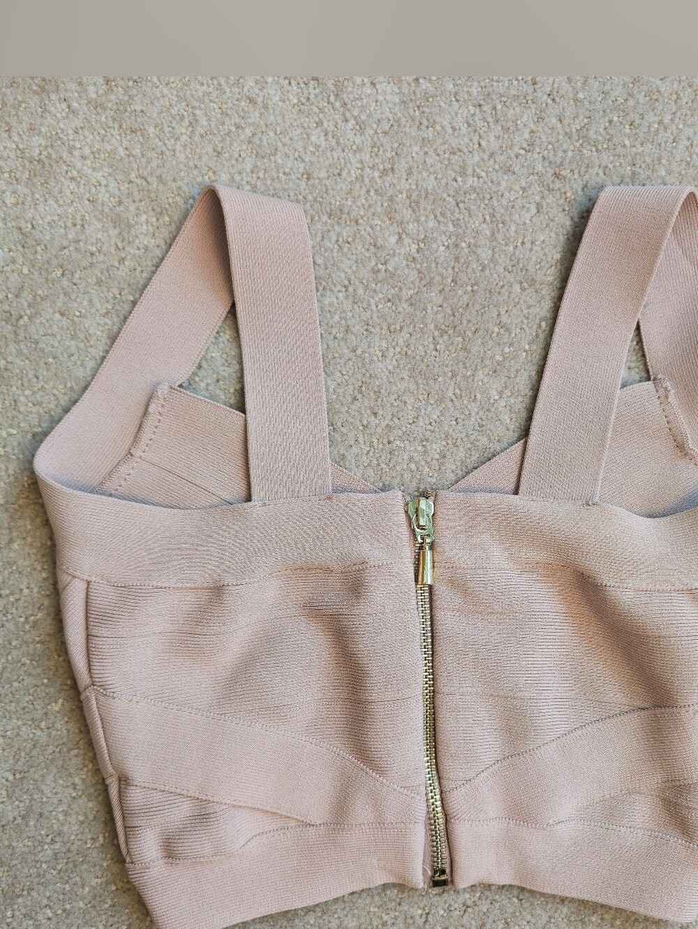 Guess - Picture 9 of 12